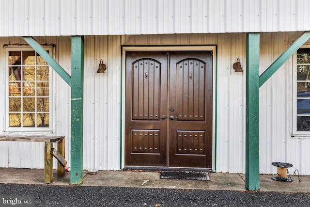 view of property entrance