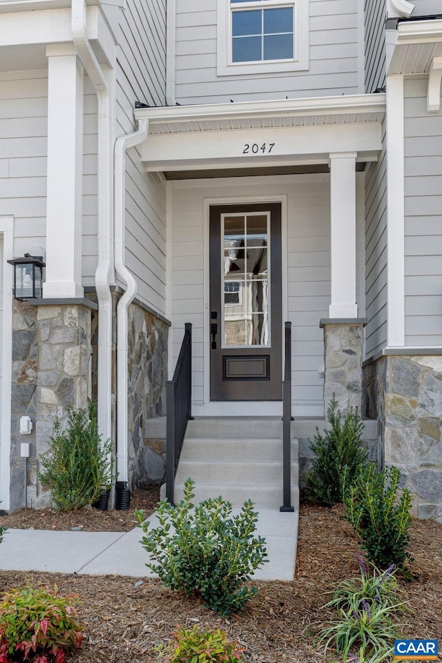 view of property entrance