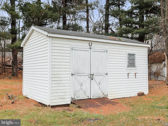 view of outbuilding