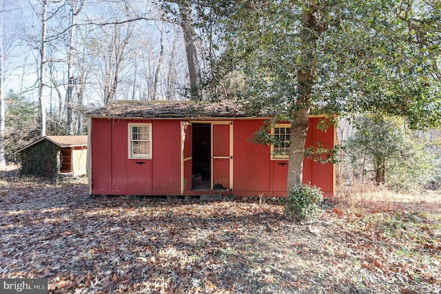 view of outbuilding