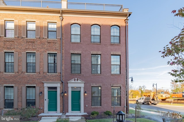 627 Halsey Way, Oxon Hill, MD 20745 - view of property with brick siding