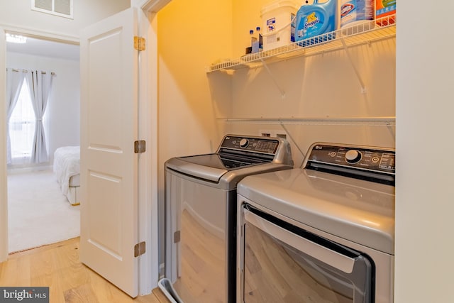 627 Halsey Way, Oxon Hill, MD 20745 - washroom featuring washing machine and dryer