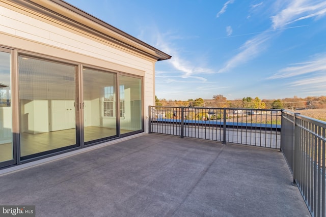 627 Halsey Way, Oxon Hill, MD 20745 - view of patio / terrace