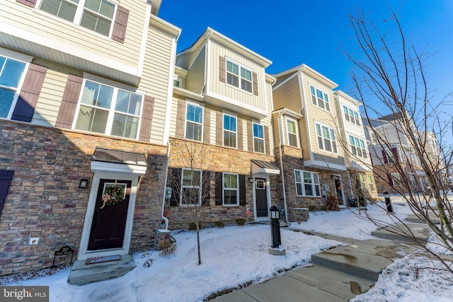 view of townhome / multi-family property