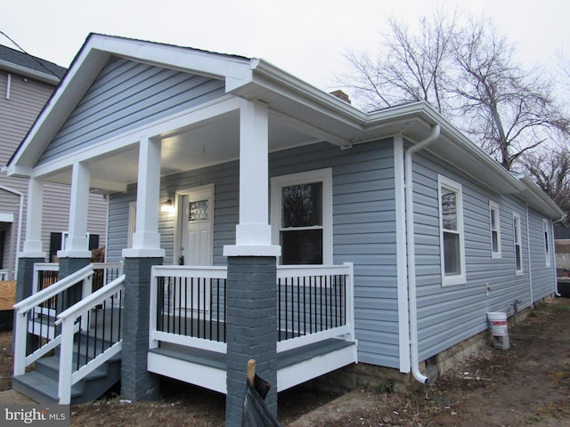 view of front of property with a porch