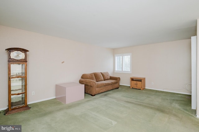 unfurnished room featuring carpet floors