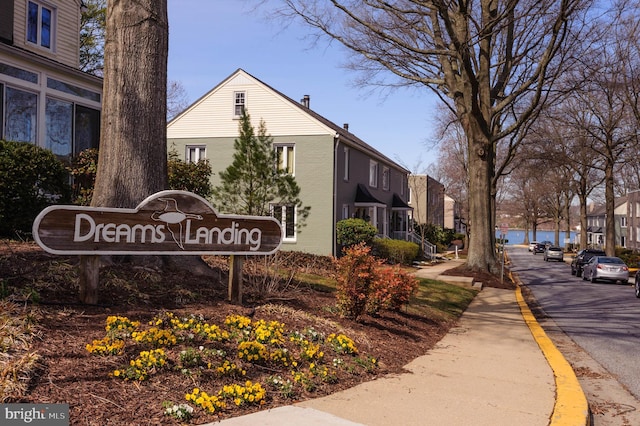 view of community / neighborhood sign