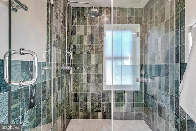 bathroom with walk in shower