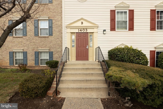 view of property entrance