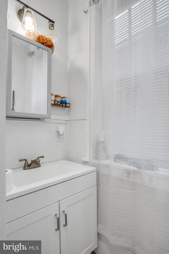 bathroom featuring vanity