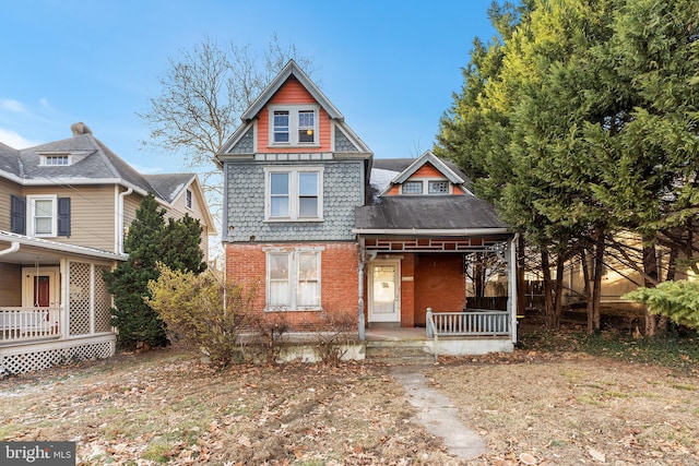 view of front of home featuring covered porch