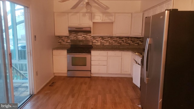 kitchen with ceiling fan, stainless steel fridge, stove, light hardwood / wood-style floors, and white cabinets