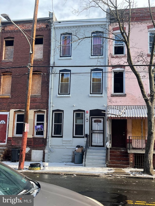 view of townhome / multi-family property