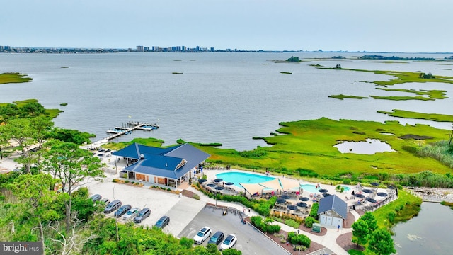 bird's eye view with a water view