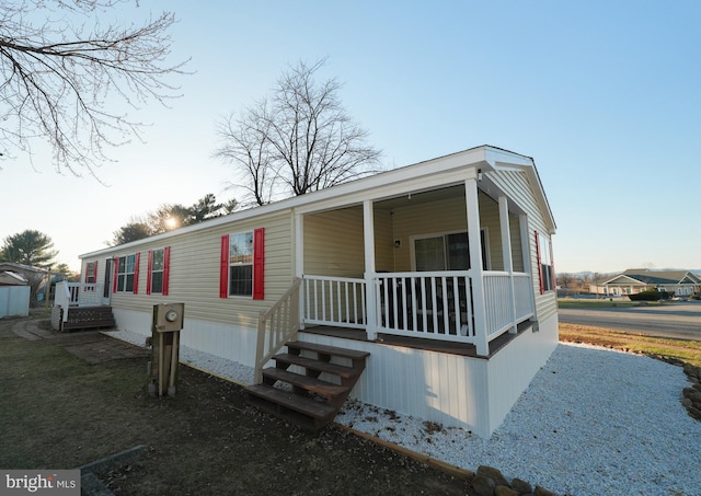 manufactured / mobile home with a porch