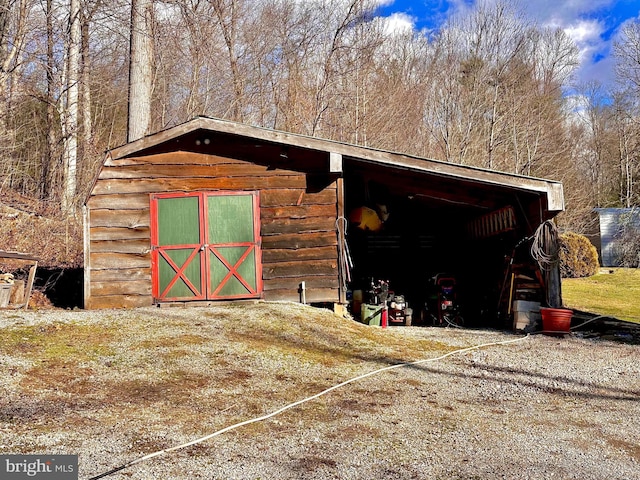 view of outdoor structure