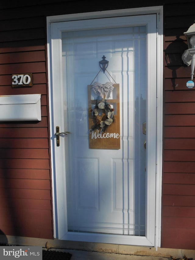 view of property entrance