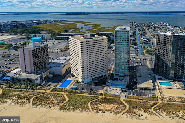 bird's eye view featuring a water view