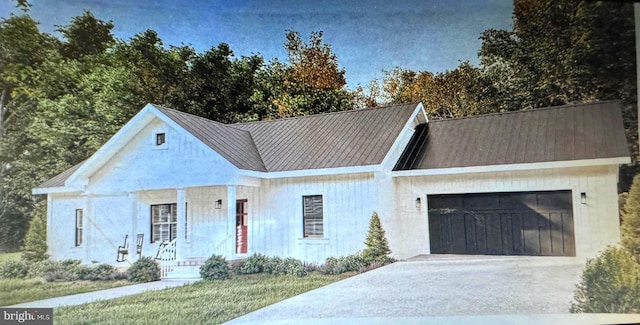 view of front facade with a garage