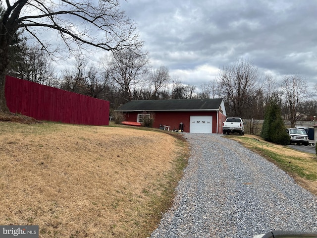 exterior space featuring an outbuilding