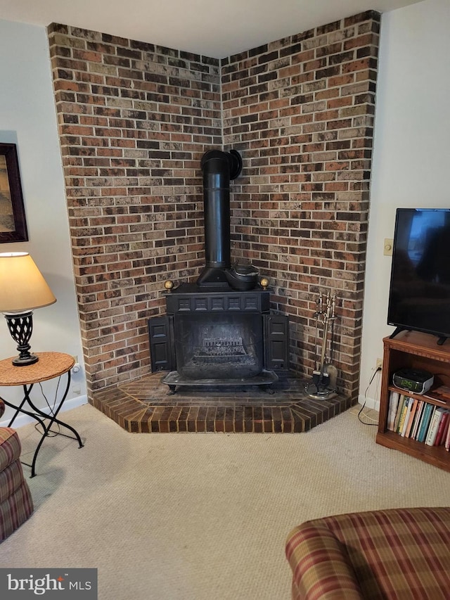 living room featuring carpet floors