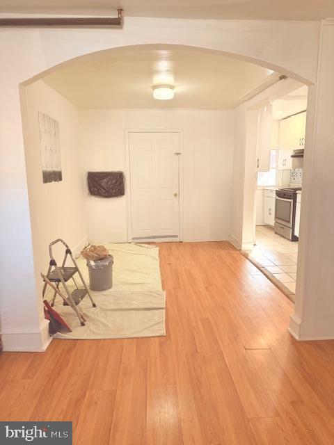 entrance foyer featuring light hardwood / wood-style flooring