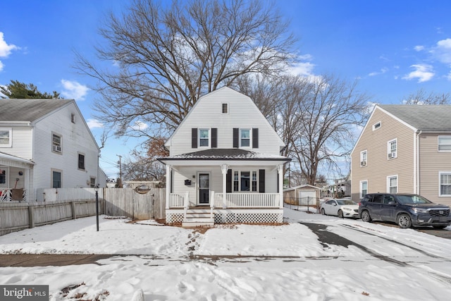 view of front of property featuring a porch