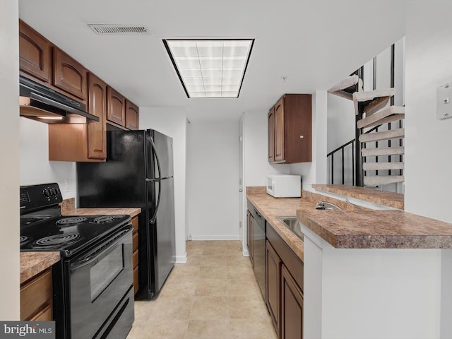 kitchen with kitchen peninsula, black / electric stove, sink, and stainless steel dishwasher