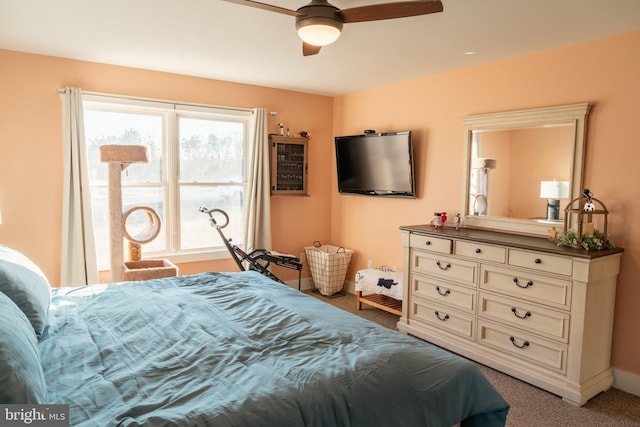 bedroom featuring carpet floors and ceiling fan