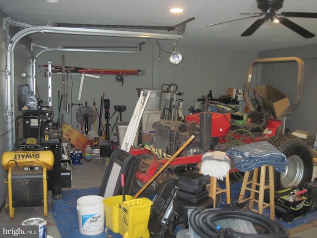 garage with ceiling fan