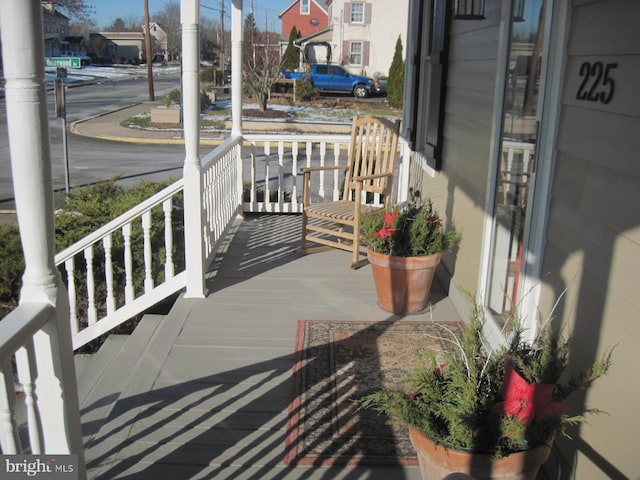 balcony with a porch