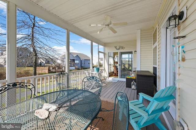 deck with ceiling fan