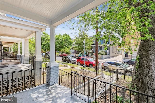 931 Farragut St NW, Washington, DC 20011 - view of patio / terrace with covered porch