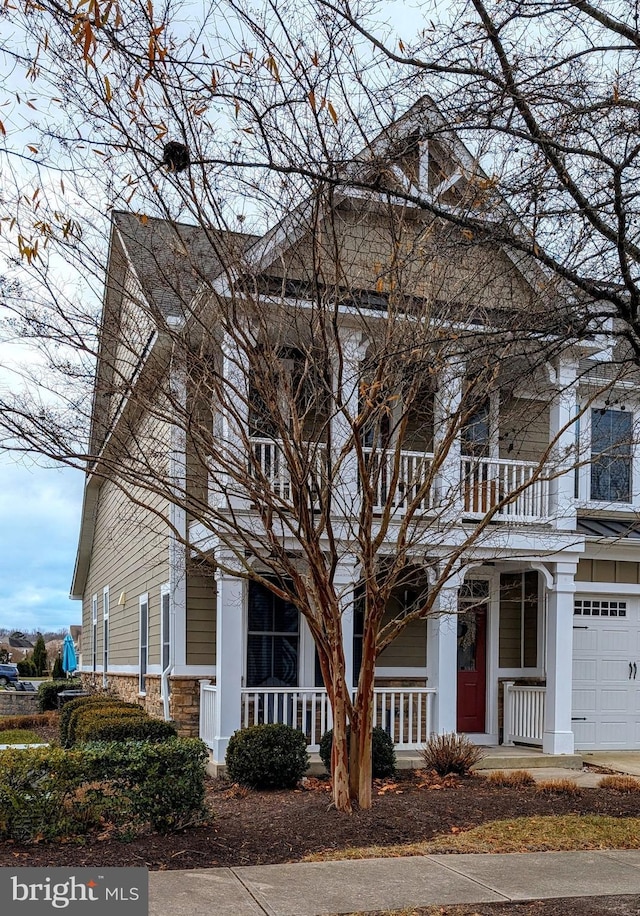 view of front facade