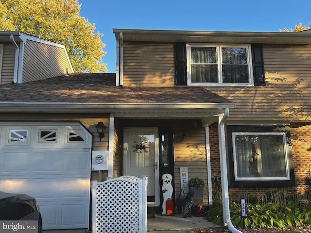 view of front of house featuring a garage