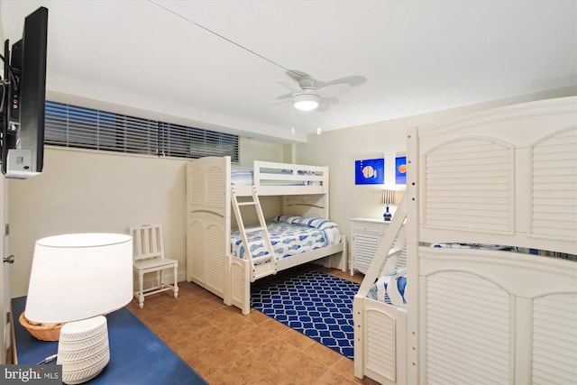 bedroom with ceiling fan