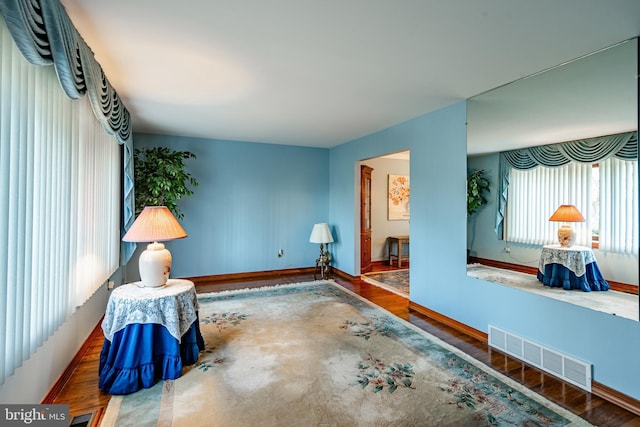 living area featuring hardwood / wood-style flooring