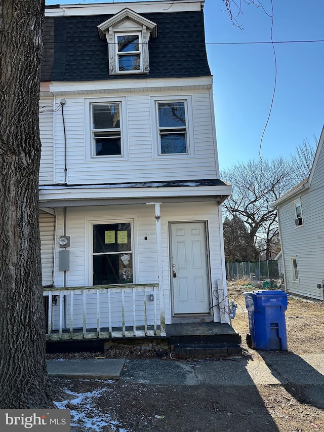 view of front of home