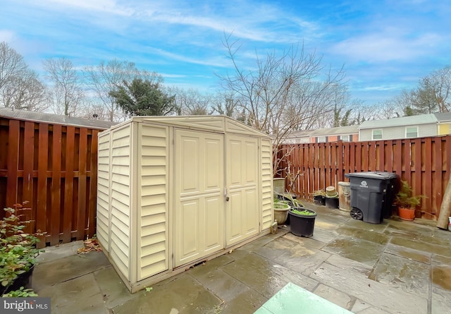 view of outbuilding