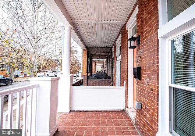 balcony with a porch