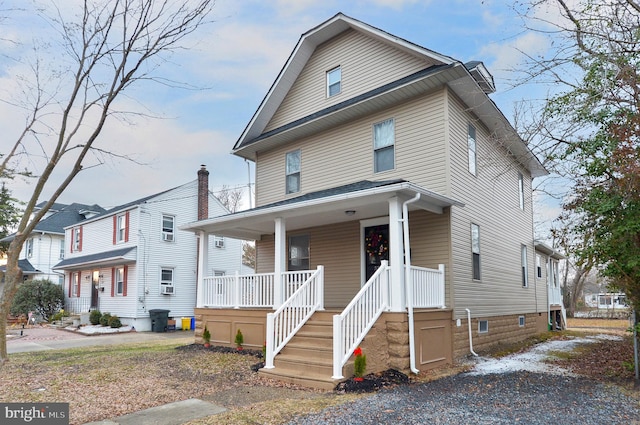 view of front of property featuring a porch