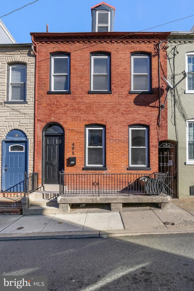 view of townhome / multi-family property