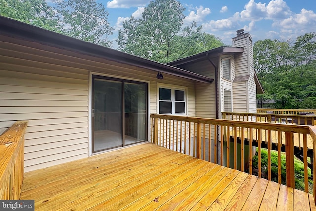 5284 Davis Ford Rd, Woodbridge, VA 22192 - view of wooden deck