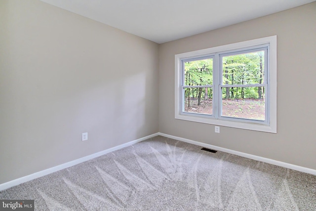 5284 Davis Ford Rd, Woodbridge, VA 22192 - empty room with carpet flooring and baseboards