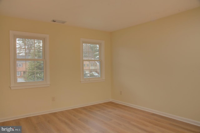 empty room featuring light hardwood / wood-style flooring