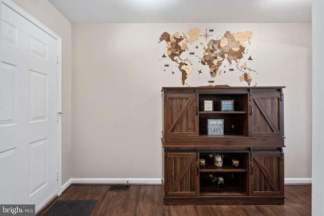 interior details featuring hardwood / wood-style floors