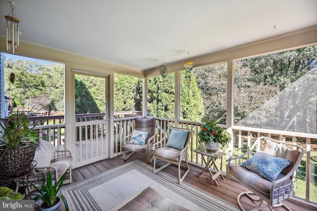 view of sunroom / solarium