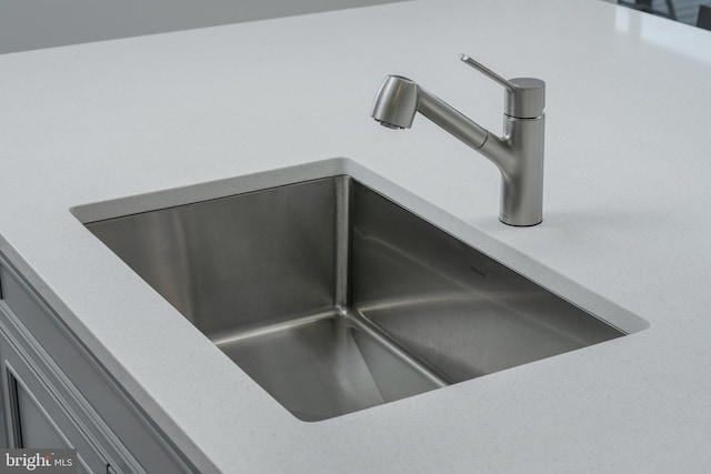 room details with sink