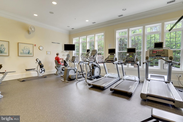 gym with recessed lighting, visible vents, baseboards, and crown molding