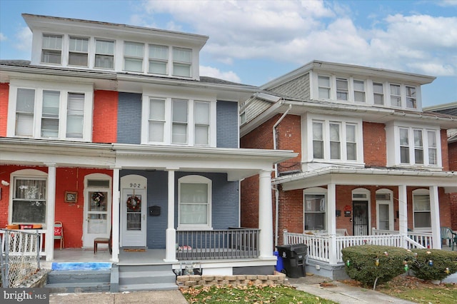 view of front of property with a porch